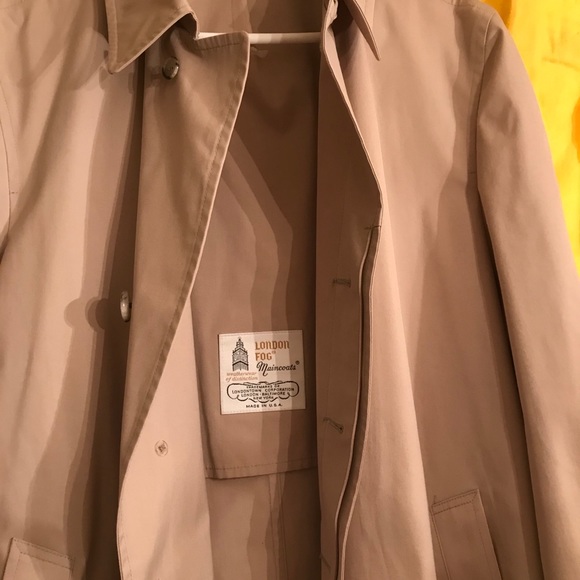 London Fog men’s raincoat. Great condition. - Picture 5 of 8